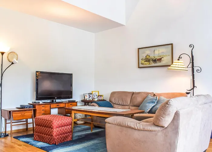 Beautiful In Arland With Wifi Halland