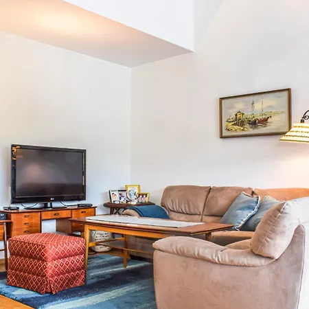 Beautiful In Arland With Wifi Halland